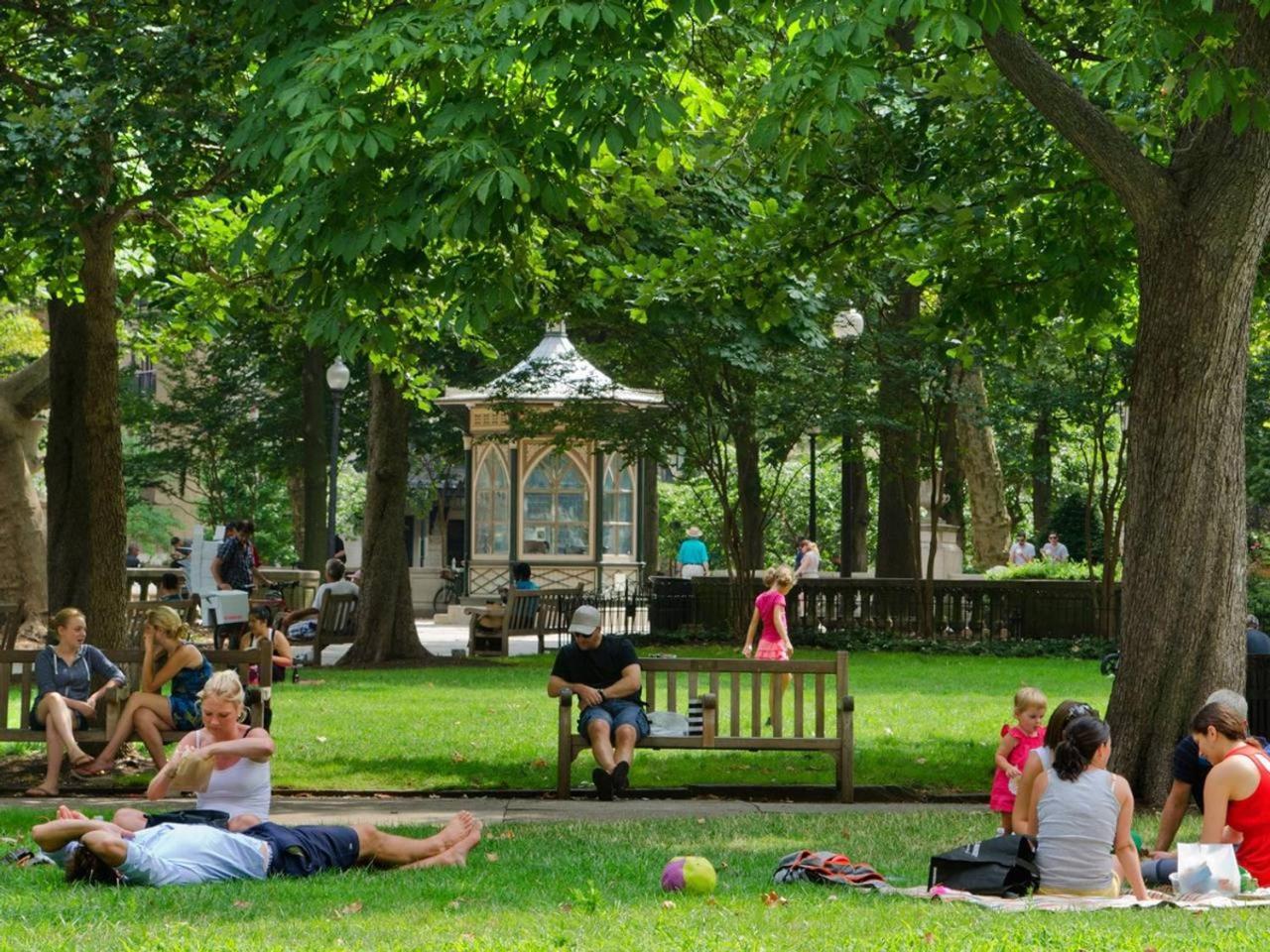 Abode Philadelphia - Rittenhouse Square Spruce St Aparthotel Bagian luar foto